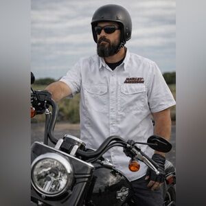 Harley Davidson HD Logo Performance Button-Up Shirt L Stretch Lightweight Vented
